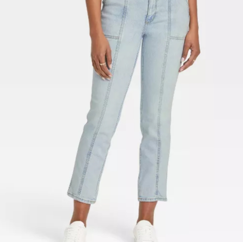Light Wash High Rise Jeans